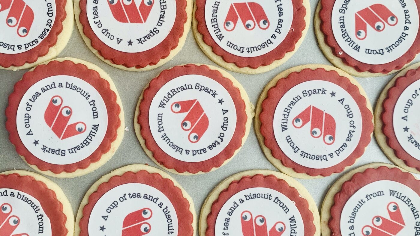 custom logo biscuits uk