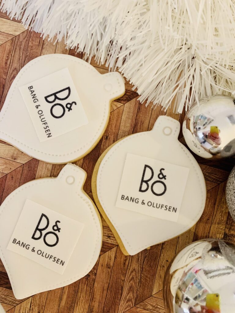 logo christmas baubles