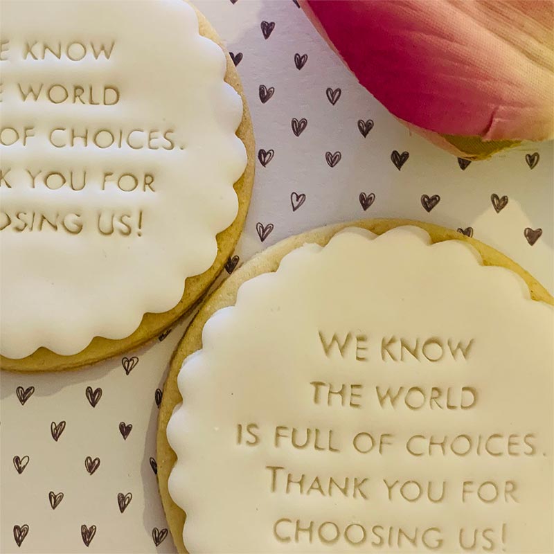 custom message biscuit gift boxes