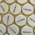 simple logo biscuits